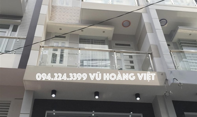 Siêu mẫu Vũ Hoàng Việt, bán nhà mới 100%, đúc 4,5 tấm đường 6m Quang Trung Gò Vấp. LH: 0942243399