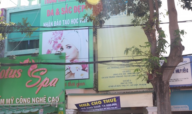 Cho thuê nhà mặt tiền đường Trương Công Định giá siêu rẻ
