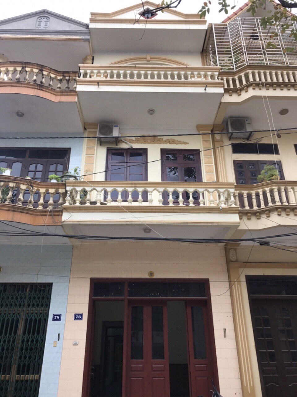 Cần bán nhanh nhà 3 tầng chính chủ mặt phố đường Cù Chính Lan - phường Tân Thành - TP.Ninh Bình